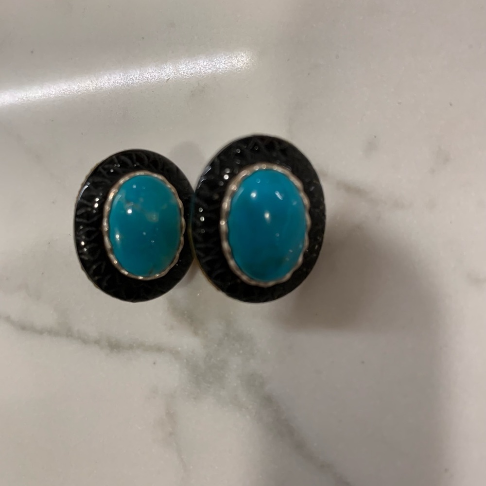 Turquoise-tone and black clip on Earrings - Picture 2 of 2